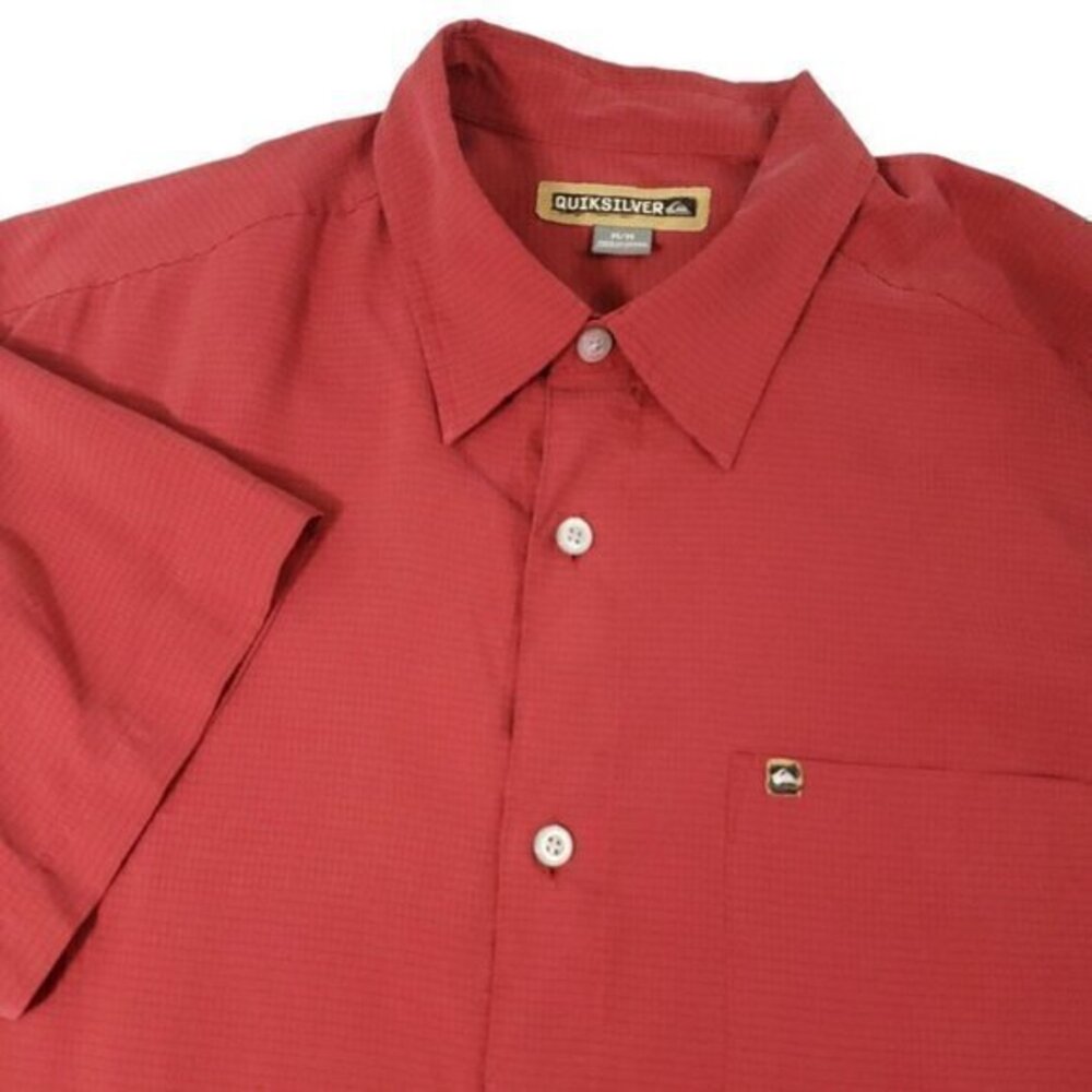 Quiksilver Mens Medium Short Sleeve Red Shirt Polynosic Rayon Surf‎ Skate